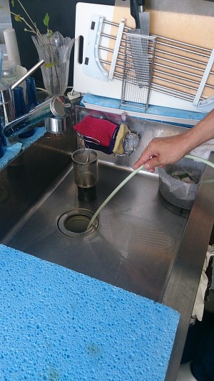 西宮市　ハウスクリーニング　台所　排水管　高圧洗浄